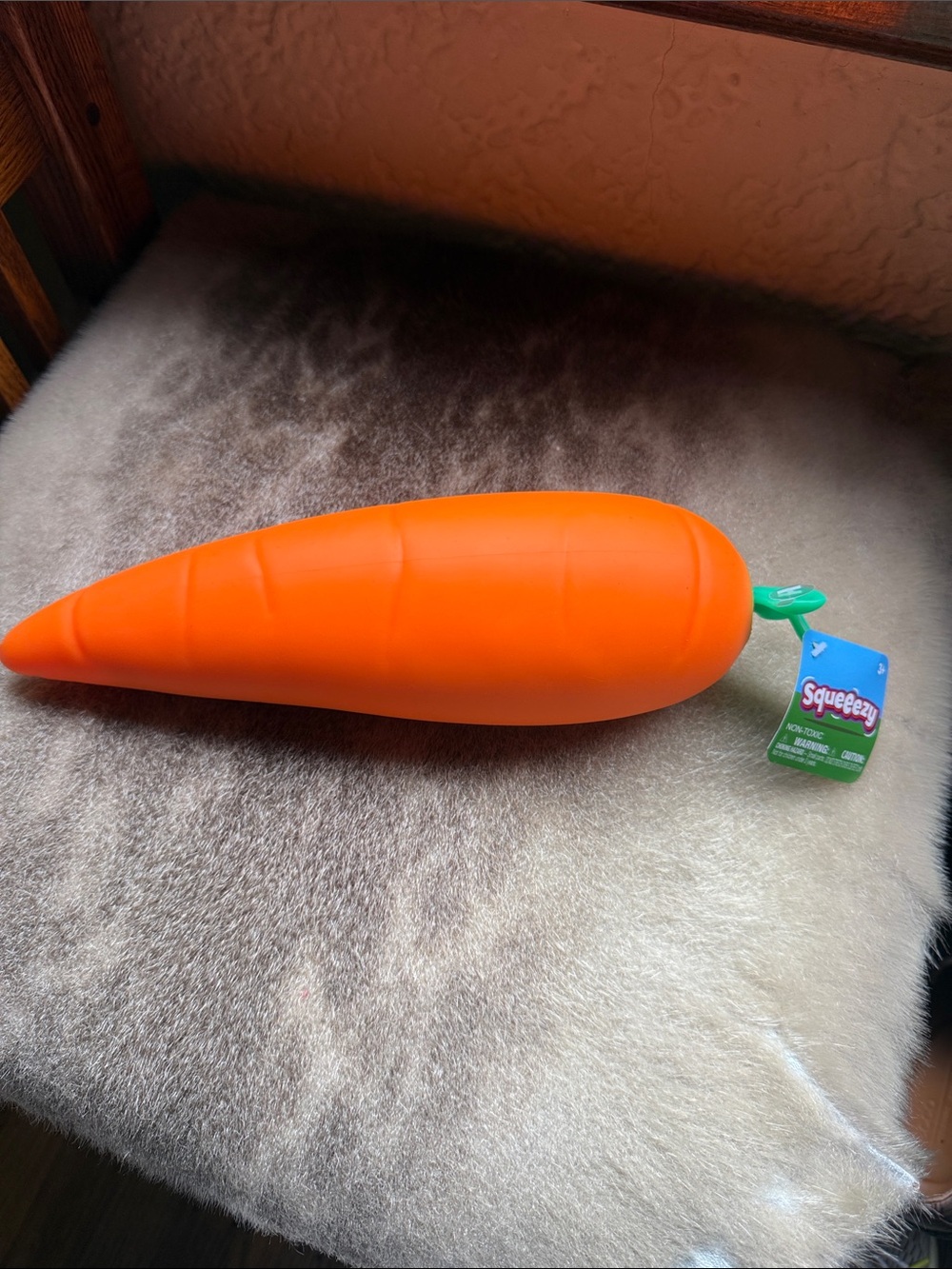 Squeezy Carrot- BRAND NEW
